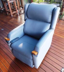 Mobile Power Lift Recliner